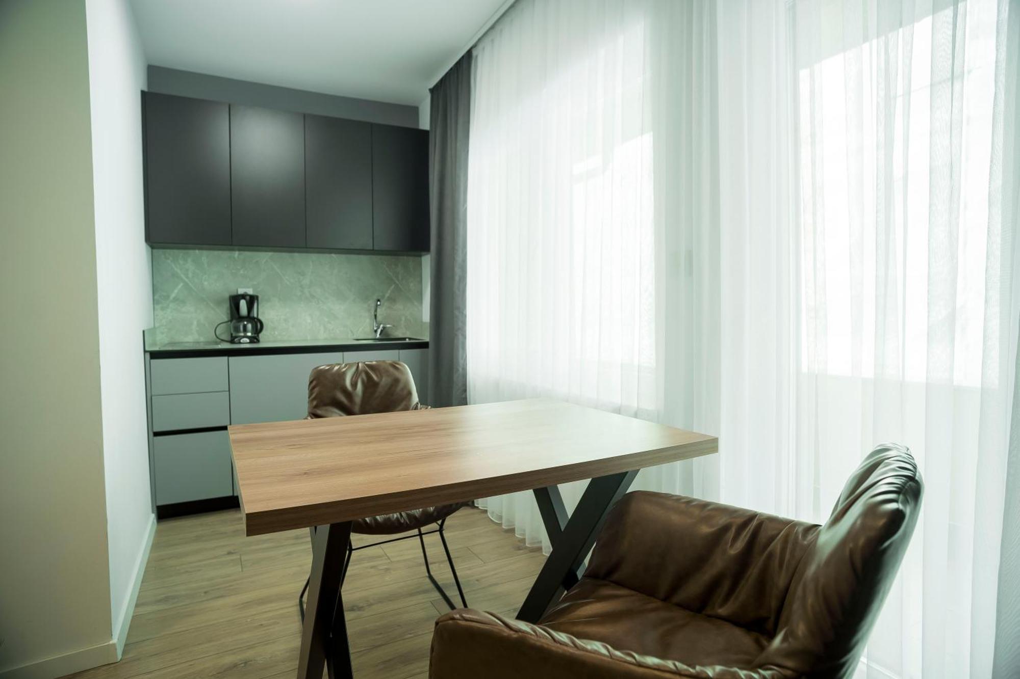 Lux Apartments Prisztina Zewnętrze zdjęcie