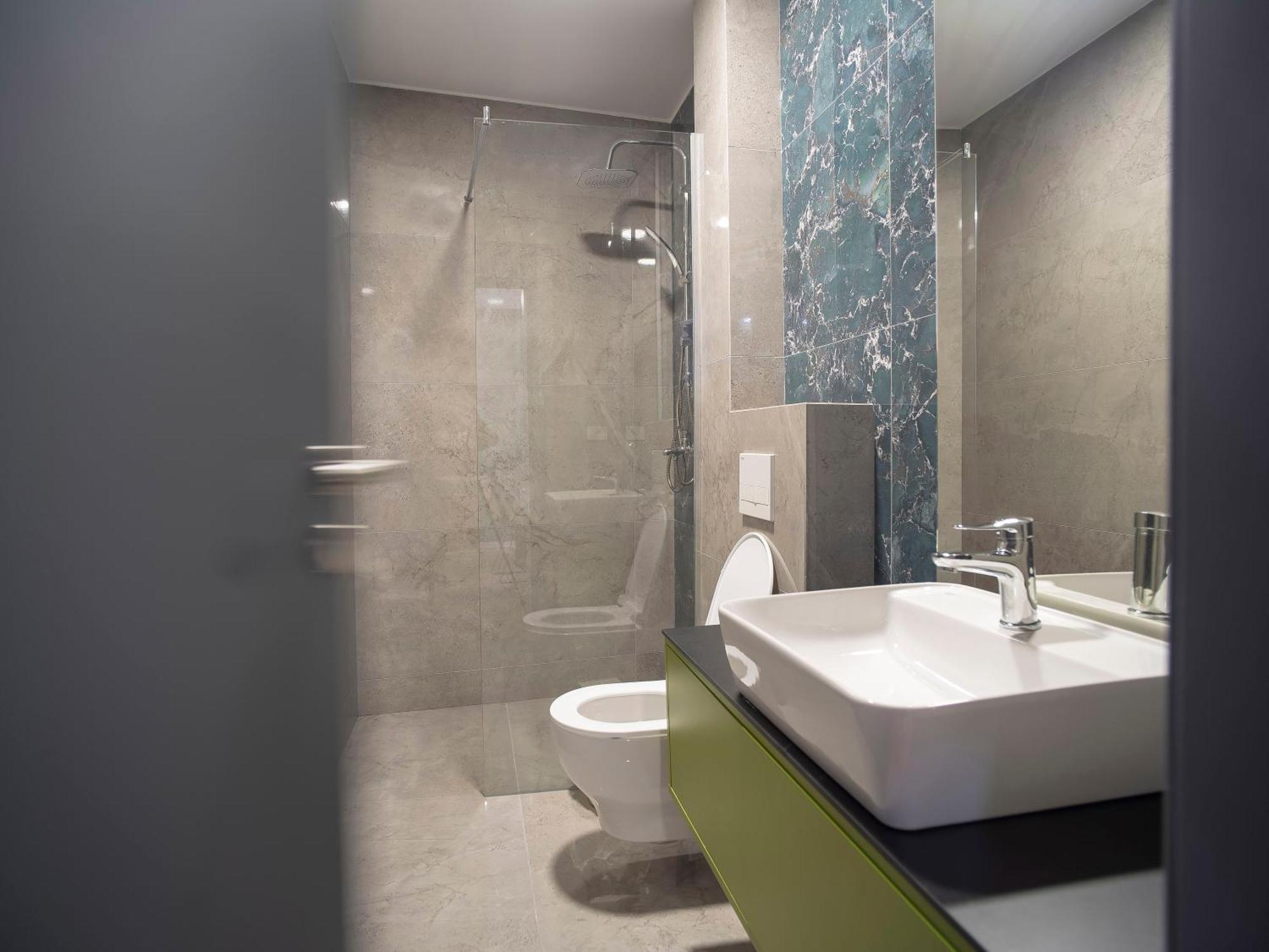 Lux Apartments Prisztina Zewnętrze zdjęcie